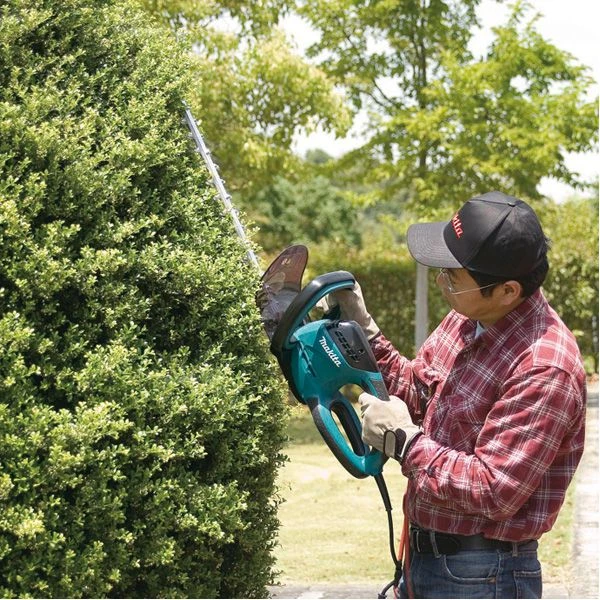 Makita UH5580 Heggenschaar - 670W - 550mm 2 Makita UH5580 Heggenschaar - 670W - 550mm - Afbeelding 2