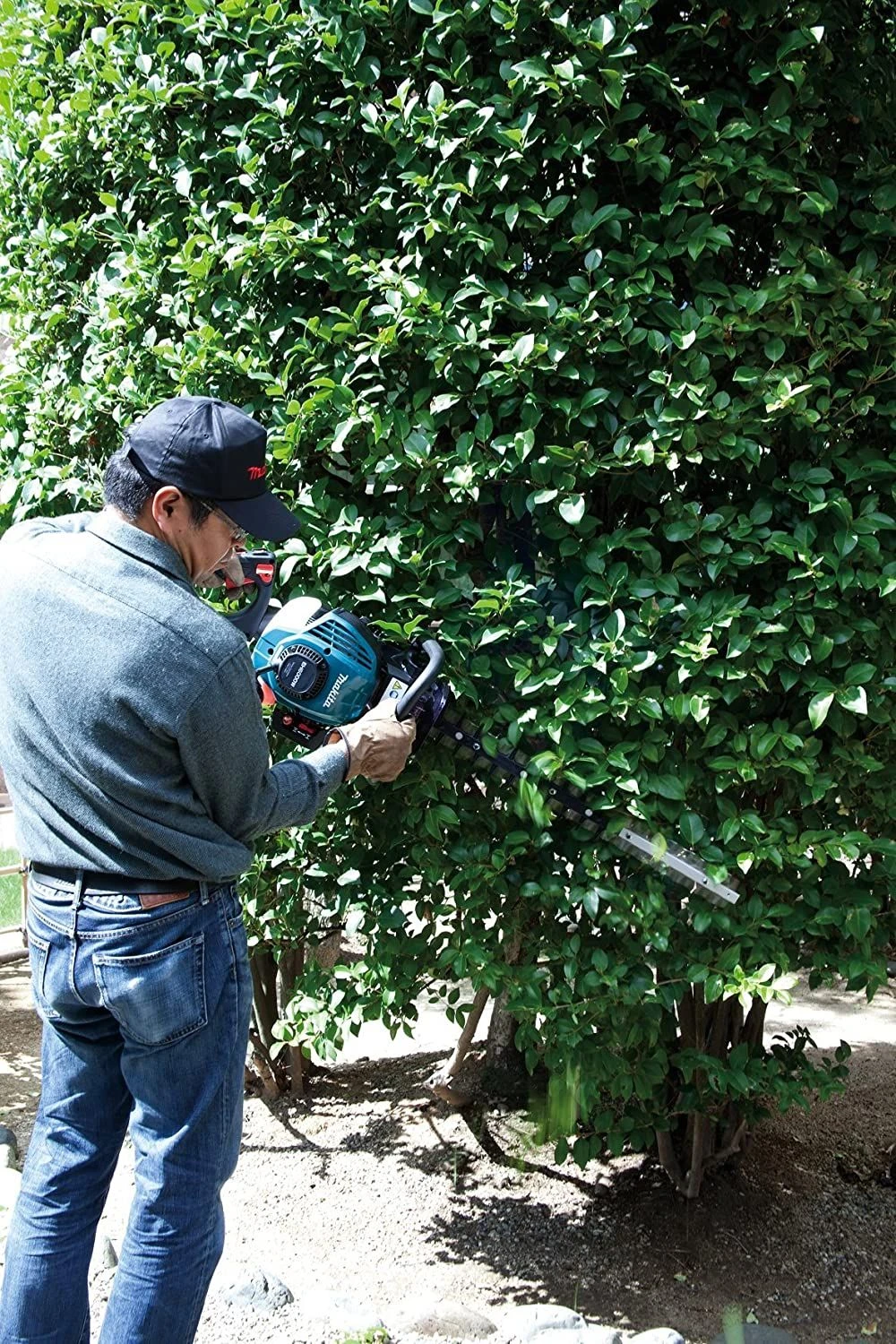 Makita EH6000W 2-Takt Benzine Heggenschaar - 590mm 2 Makita EH6000W 2-Takt Benzine Heggenschaar - 590mm - Afbeelding 2