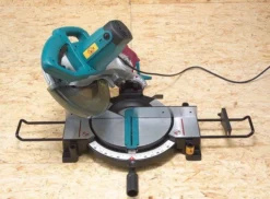 Makita MLS100 Afkortzaag - 1500W - 255 X 30mm -Makita 67bafbee195b33a2da1b35658d76d226