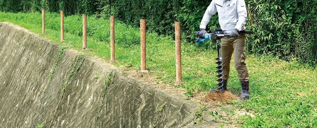 Makita DDG460T2X7 2x18V Li-Ion Accu Grondboor Set (2x 5,0Ah) Incl. Adapters - 150mm - Koolborstelloos 5 Makita DDG460T2X7 2x18V Li-Ion Accu Grondboor Set (2x 5,0Ah) Incl. Adapters - 150mm - Koolborstelloos - Afbeelding 5