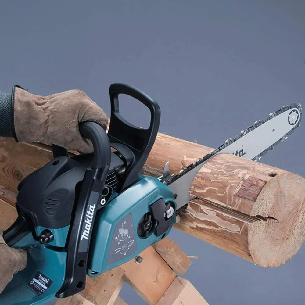 Makita EA3201S35A Benzine Kettingzaag - 2-takt - 32cc - 350mm 2 Makita EA3201S35A Benzine Kettingzaag - 2-takt - 32cc - 350mm - Afbeelding 2