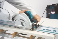 Makita SP6000J1X2 Invalzaag In Mbox Incl. Geleiderail (2st) In Foudraal - 1300W - 165mm 11 Makita SP6000J1X2 Invalzaag In Mbox Incl. Geleiderail (2st) In Foudraal - 1300W - 165mm -Makita c4292669e727ec98e8a9d8e35636b346