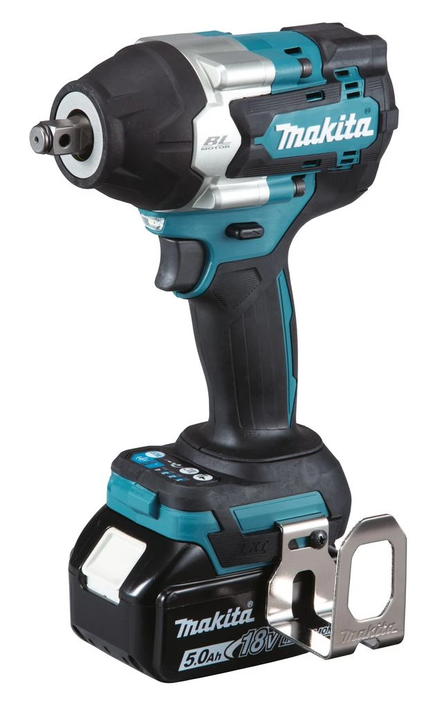 Makita DTW700RTJ 18V Li-Ion Accu Slagmoersleutel Set (2x 5.0Ah Accu) In Mbox - 700 Nm - 1/2" - Koolborstelloos 1 Makita DTW700RTJ 18V Li-Ion Accu Slagmoersleutel Set (2x 5.0Ah Accu) In Mbox - 700 Nm - 1/2" - Koolborstelloos